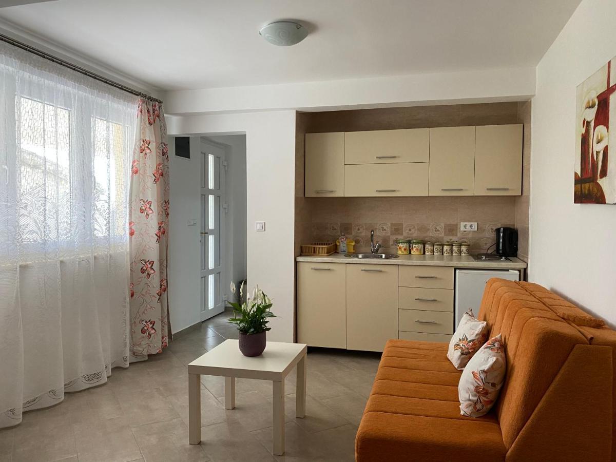 Dajkovic Apartmani Бар Екстериор снимка