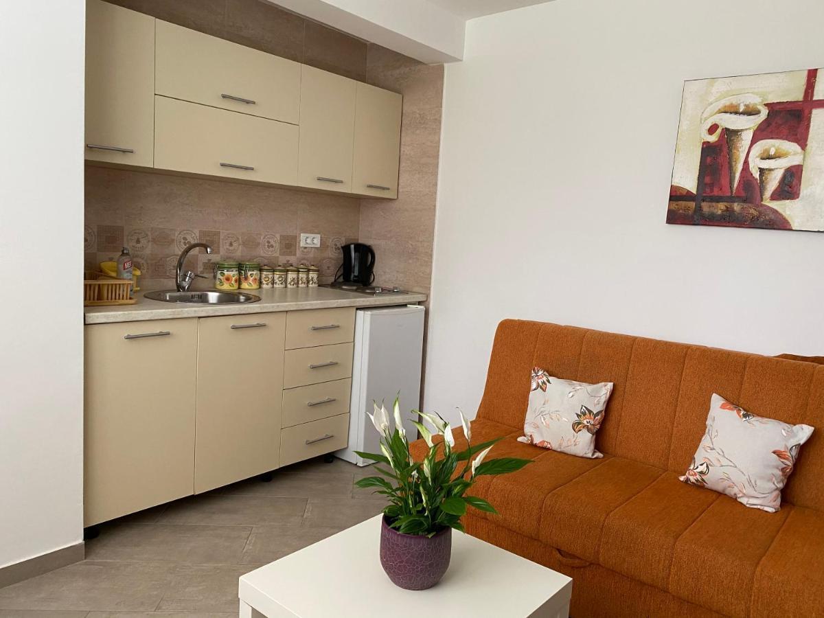 Dajkovic Apartmani Бар Екстериор снимка