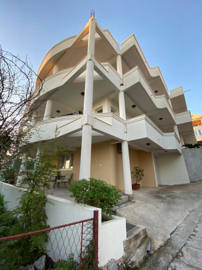 Dajkovic Apartmani Бар Екстериор снимка