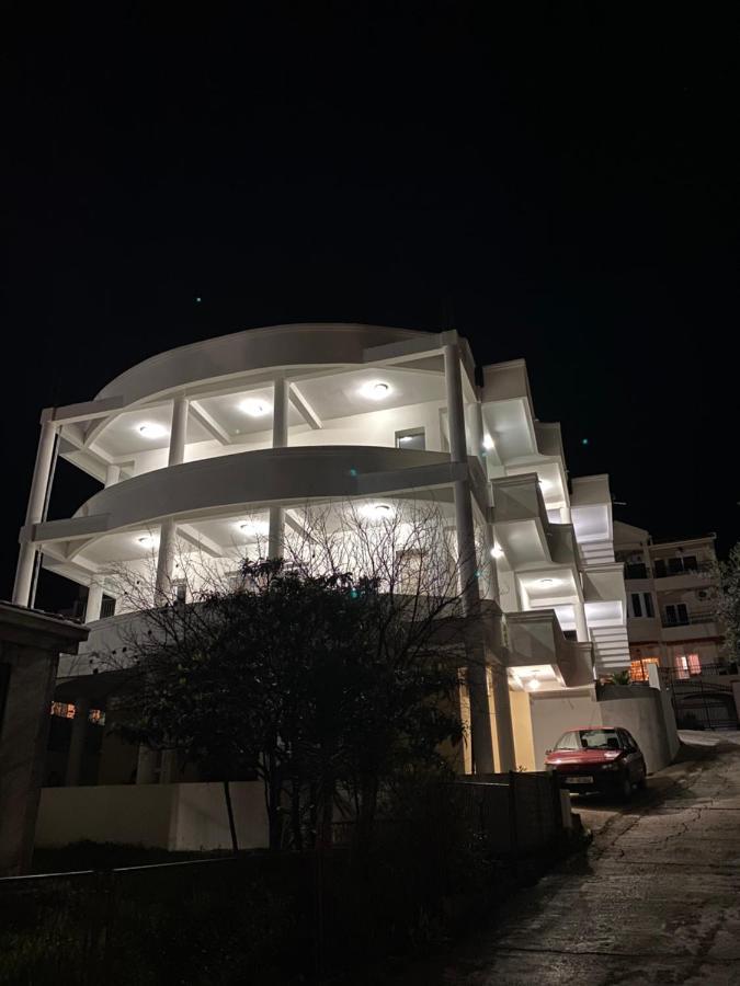 Dajkovic Apartmani Бар Екстериор снимка